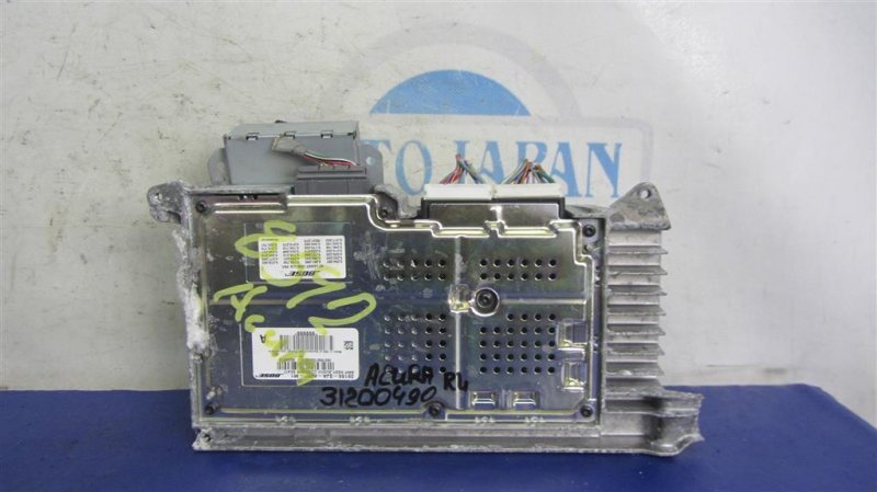 Усилитель звука RL 05-12 2006 Седан 3.5 Усилитель звука RL 05-12 2006 Седан 3.5