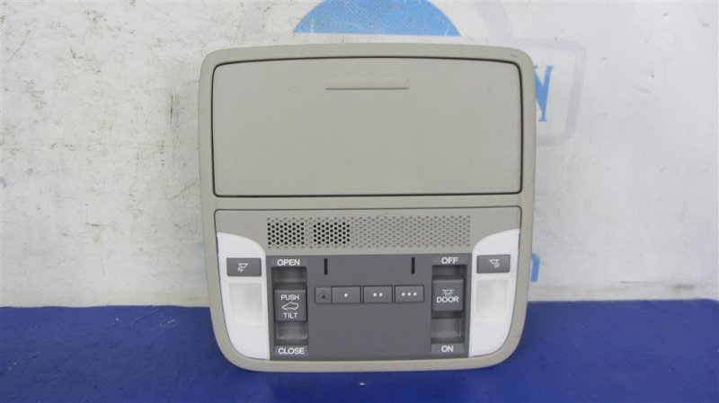 Запчасть плафон салона ACURA RDX 12-19 2014 Внедорожник 3.5 83250-TX4-A02ZB Б/У Плафон салона ACURA RDX 12-19 2014 Внедорожник 3.5 83250-TX4-A02ZB Б/У