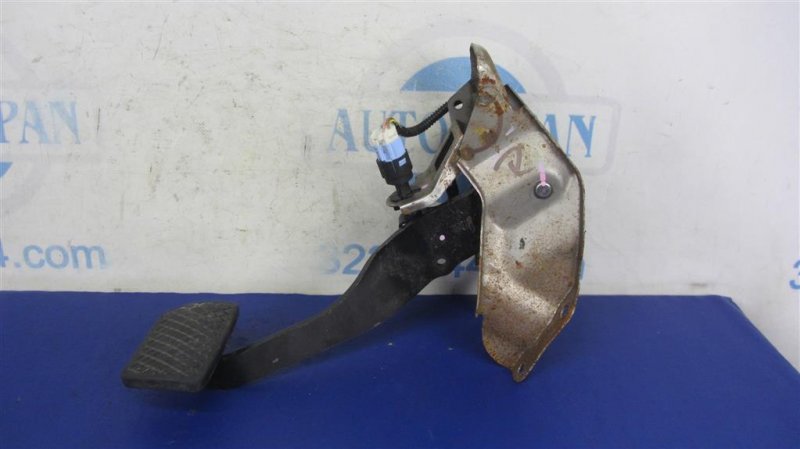 Педаль тормоза FORD FOCUS 10-18 Седан 2.0