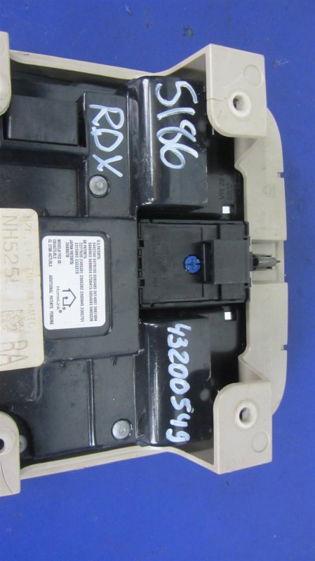 Плафон салона RDX 06-12 2008 Внедорожник 2.3 Плафон салона RDX 06-12 2008 Внедорожник 2.3