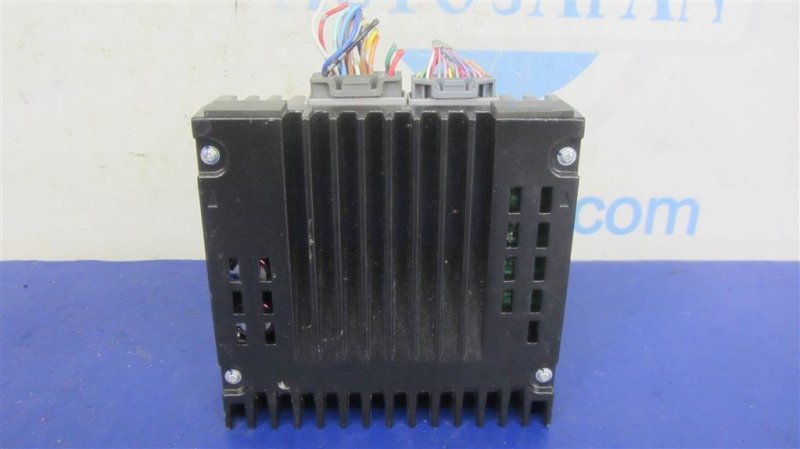 Усилитель звука RDX 12-19 2014 Внедорожник 3.5