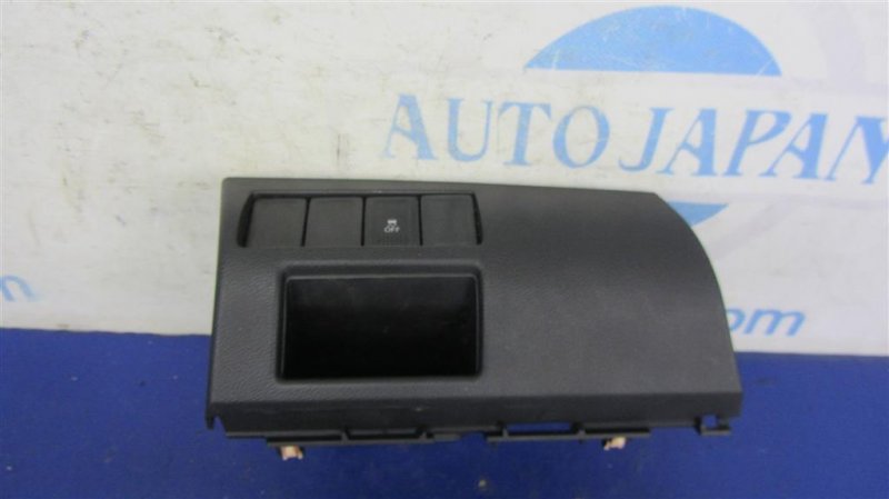 Накладка торпедо левая SUZUKI KIZASHI 09-14 2010 Седан 2.4 73820-57L10-5PK Б/У