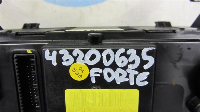 Блок управления печкой FORTE YD 12- 2016 Седан 1.8