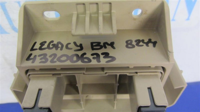 Блок предохранителей салон SUBARU LEGACY 09-15 BM Седан 2.5 EJ253