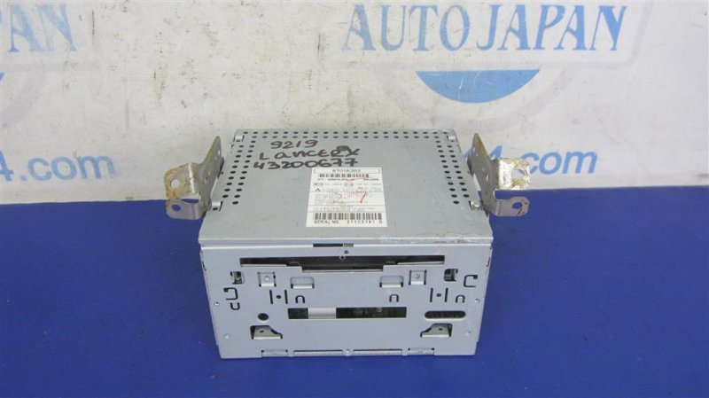 Магнитола MITSUBISHI LANCER X 10 07-15 2012 Седан 2.4 8701A352 Б/У