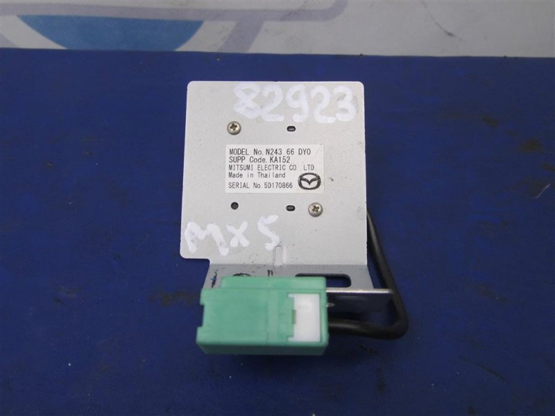 Антенна MAZDA MX-5 15- 2017 COUPE 2.0 N243-66-DY0 Б/У