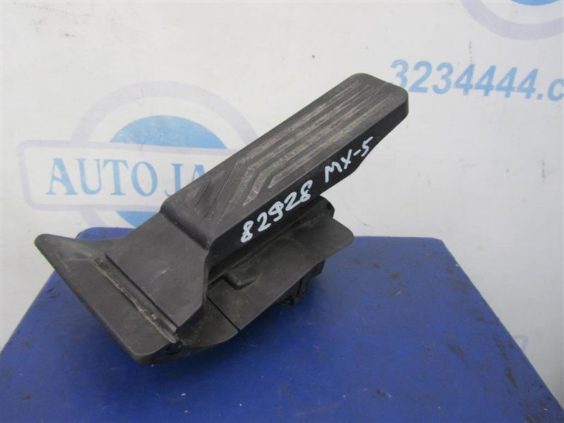 Педаль газа MAZDA MX-5 15- 2017 COUPE 2.0 N243-41-600A Б/У