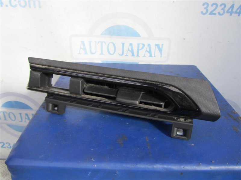 Дефлектор воздушный MAZDA MX-5 15- 2017 COUPE 2.0 NA1P-55-220A02 Б/У