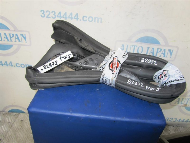 Уплотнитель двери MAZDA MX-5 15- 2017 COUPE 2.0 N243-58-760H Б/У