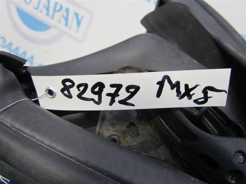 Уплотнитель двери MX-5 15- 2017 COUPE 2.0