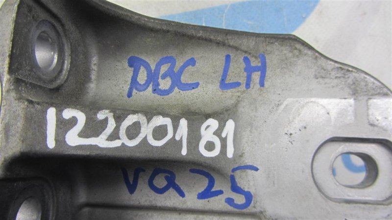 Кронштейн двигателя передний TEANA J32 08-14 VQ25