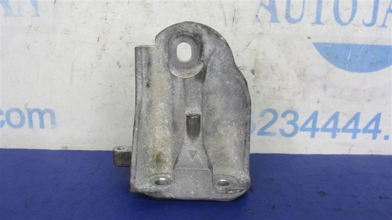 Кронштейн двигателя передний NISSAN TEANA J32 08-14 vq25