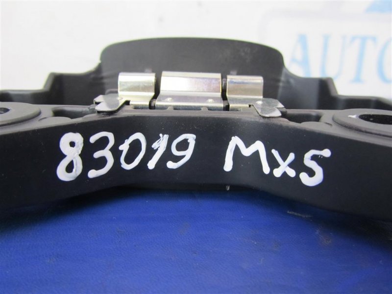 Кнопка открывания багажника внутренняя MX-5 15- 2017 COUPE 2.0 Кнопка открывания багажника внутренняя MX-5 15- 2017 COUPE 2.0