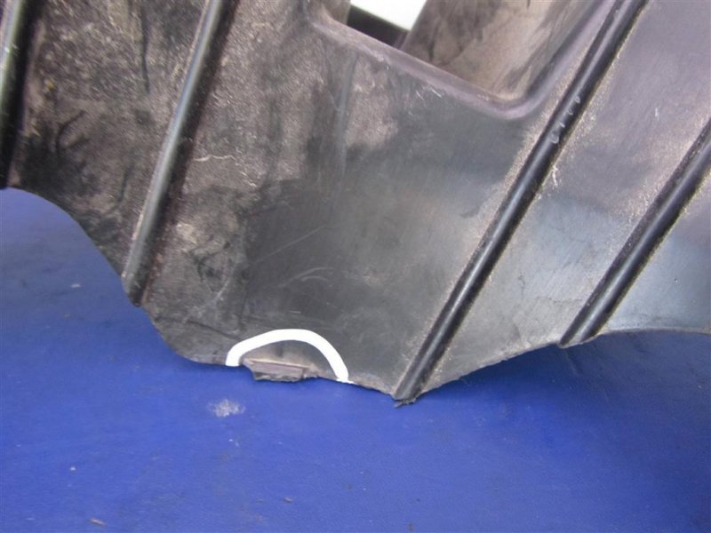 Кронштейн заднего бампера задний правый MX-5 15- 2017 COUPE 2.0 Кронштейн заднего бампера задний правый MX-5 15- 2017 COUPE 2.0