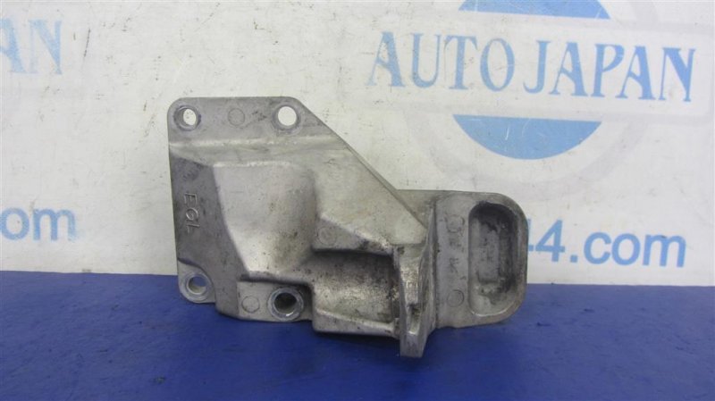 Запчасть кронштейн опоры двигателя левый INFINITI M35/M45 04-10 2006 Седан 3.5 VQ35DE 11233-EG001 Б/У Кронштейн опоры двигателя левый INFINITI M35/M45 04-10 2006 Седан 3.5 VQ35DE 11233-EG001 Б/У