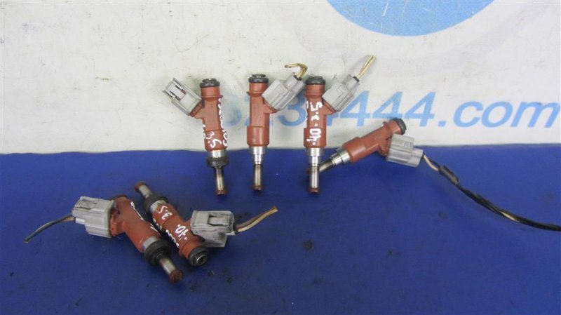 Форсунка топливная TOYOTA CAMRY 40 06-11 2GR 23209-31050 Б/У