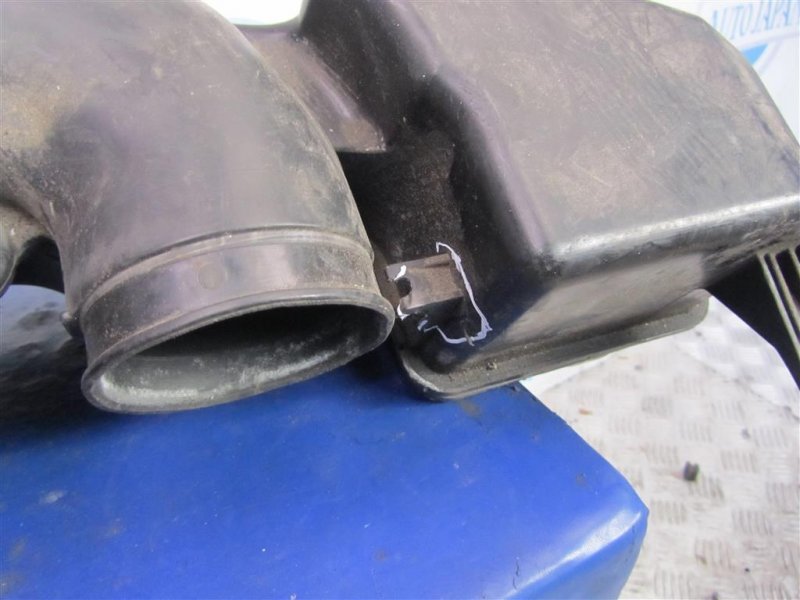 Патрубок воздушного фильтра LEGACY 09-15 BM 2014 Седан 2.5 FB25B