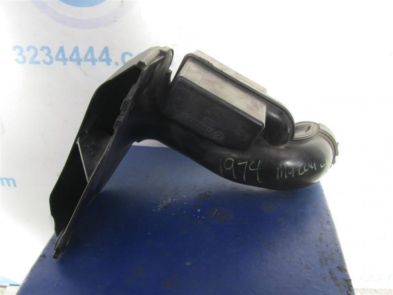 Воздухозаборник MAZDA CX-7 06-12 L33D-13-200A Б/У