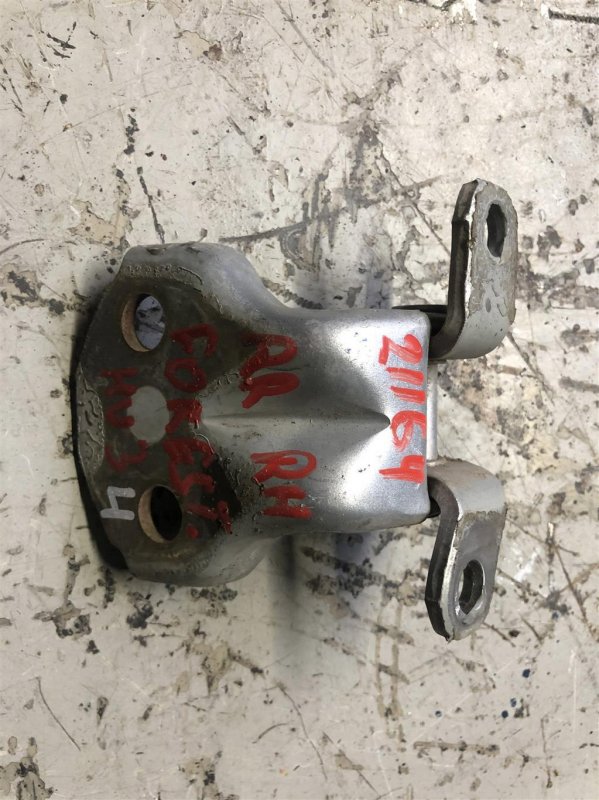 Петля двери нижняя задняя правая SUBARU FORESTER SG 02-07 Б/У