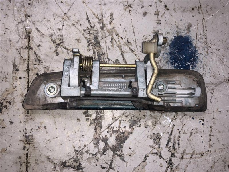 Ручка двери наружная задняя правая GALANT 97-03