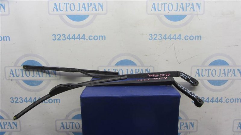 Поводок стеклоочистителя передний TOYOTA MATRIX 02-08 2004 ZZE132 1.8 LV6 88969921 Б/У