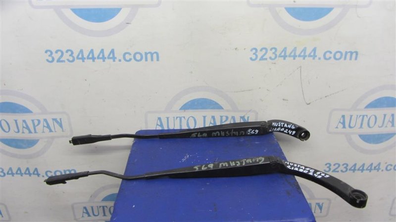 Поводок стеклоочистителя передний FORD MUSTANG 15- 2015 COUPE 2.3 C23HD0D FR3Z-17527-A Б/У