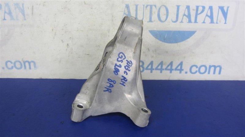 Кронштейн двигателя GS 12- 2015 Седан 8ARFTS 2.0TURBO