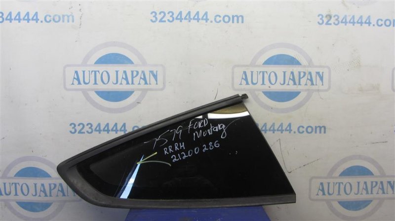 Стекло в кузов заднее правое FORD MUSTANG 15- FR3Z-6329710-A Б/У