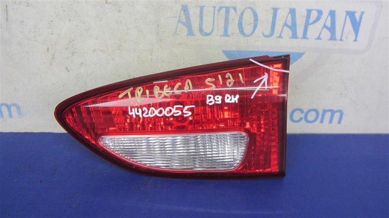Фонарь внутренний задний правый SUBARU TRIBECA B9 05-07 2006 Внедорожник 3.0 84912XA480 Б/У