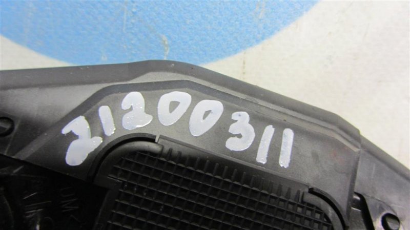 Замок двери задний левый VENZA 09-16 Замок двери задний левый VENZA 09-16