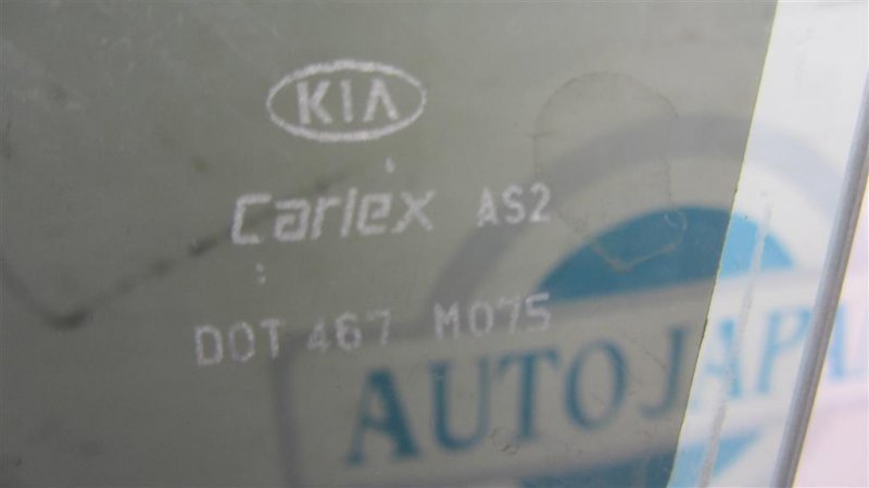 Стекло двери переднее левое KIA SORENTO XM 09-14 Стекло двери переднее левое KIA SORENTO XM 09-14