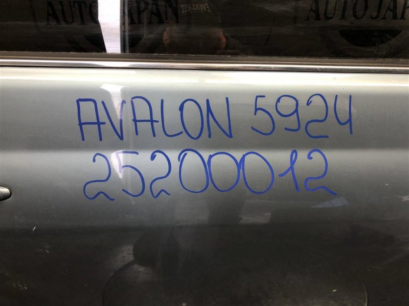 Дверь передняя правая AVALON 05-12 2007 GSX30 3.5 2GR-FE