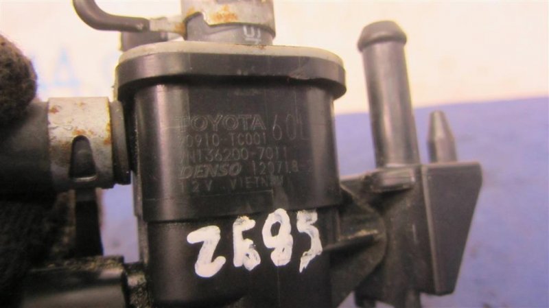 Клапан электромагнитный (вакуумный) CAMRY 50 12-15 2012 ASV50 2.5 2ARFE