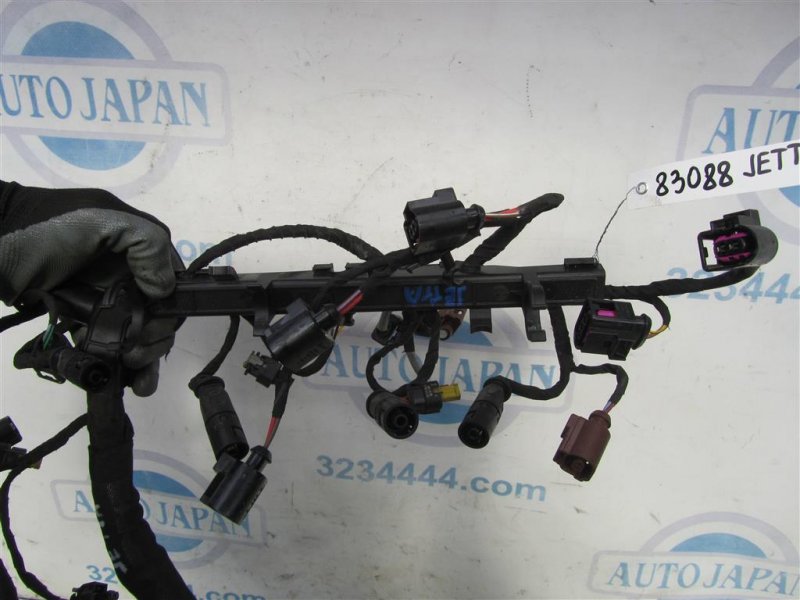 Проводка подкапотная JETTA USA 10-17 2015 162 2.0 CVCA Проводка подкапотная JETTA USA 10-17 2015 162 2.0 CVCA