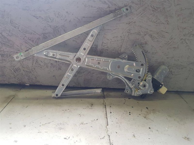 Стеклоподъемник задний правый NISSAN X-TRAIL/ROGUE T32 13-20 T32 2.5 QR25DE Стеклоподъемник задний правый NISSAN X-TRAIL/ROGUE T32 13-20 T32 2.5 QR25DE