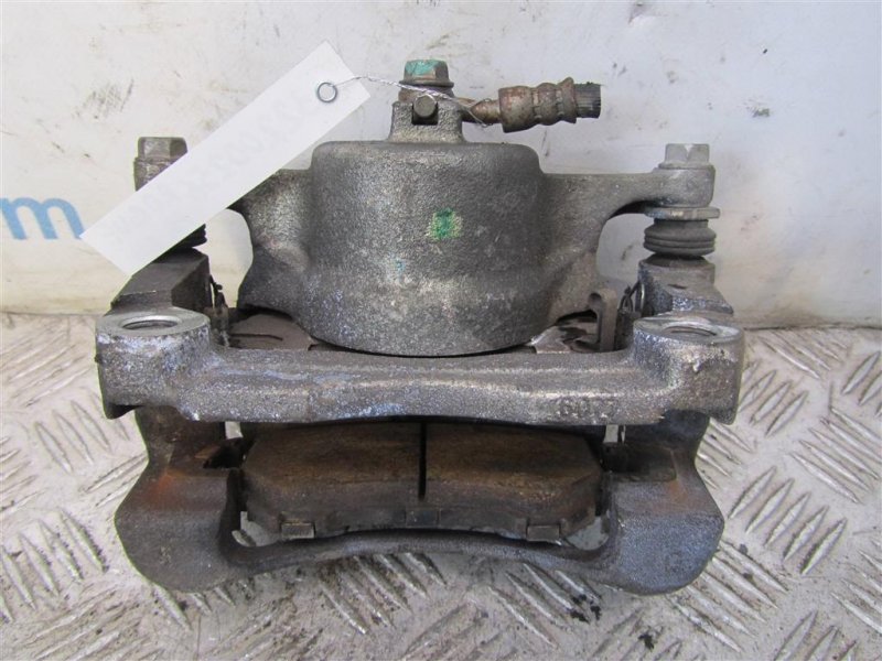 Суппорт тормозной передний правый NISSAN X-TRAIL/ROGUE T32 13-20