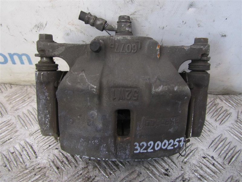 Суппорт тормозной передний правый NISSAN X-TRAIL/ROGUE T32 13-20 41001-4BT0A Б/У