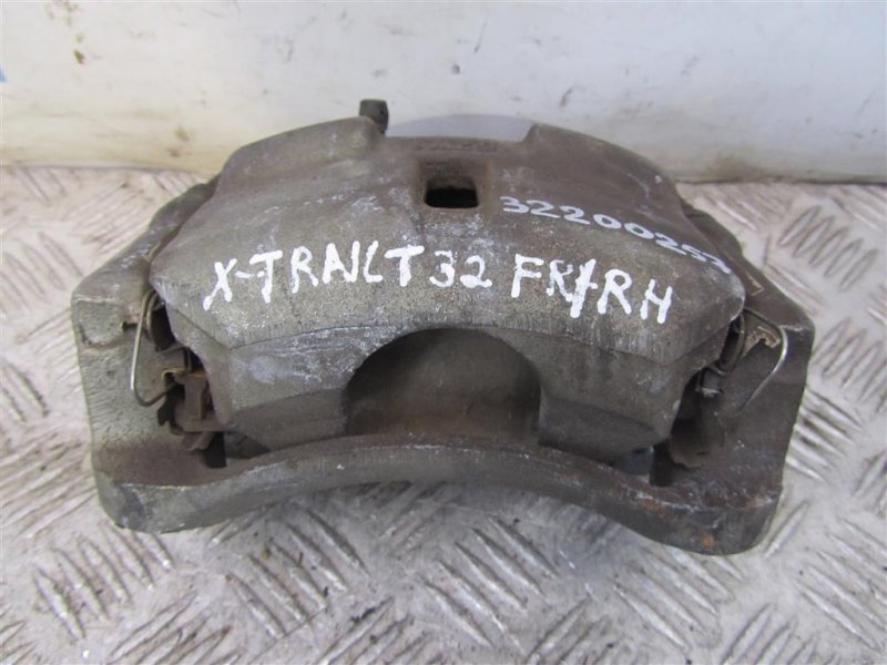 Суппорт тормозной передний правый X-TRAIL/ROGUE T32 13-20