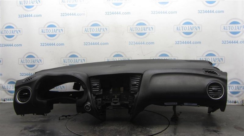 Запчасть торпедо INFINITI QX60/JX35 12-20 2014 Внедорожник 3.5 VQ35DE 68200-3JA0A Б/У Торпедо INFINITI QX60/JX35 12-20 2014 Внедорожник 3.5 VQ35DE 68200-3JA0A Б/У