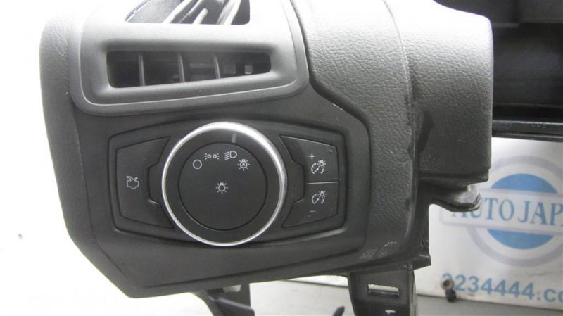 Торпедо FOCUS 10-18 2017 Седан 2.0