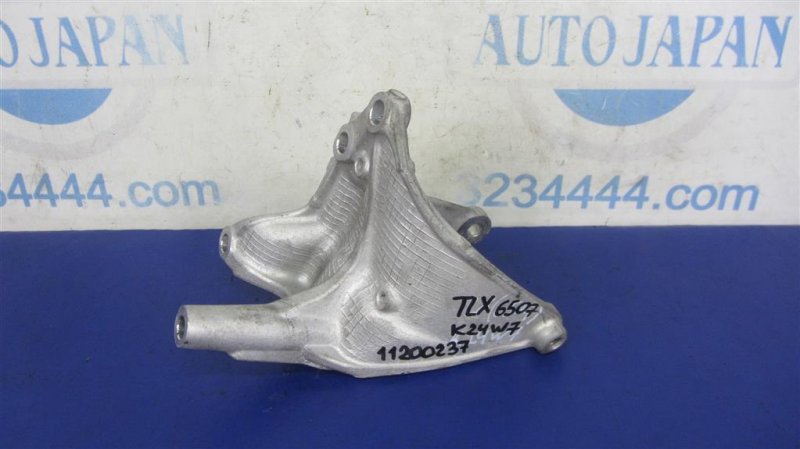 Кронштейн опоры двигателя задний ACURA TLX 14-17 2015 Седан 2.4 50610-TZ4-A01 Б/У