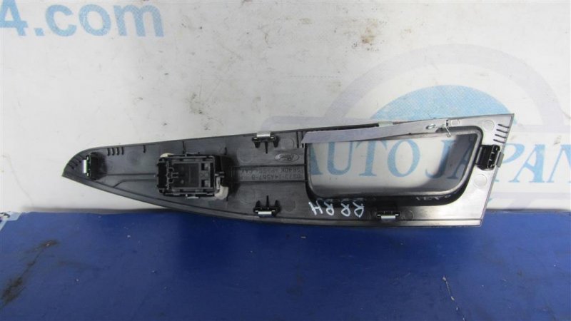 Кнопка стеклоподъемника FORD FUSION 14- Седан 2.5 Кнопка стеклоподъемника FORD FUSION 14- Седан 2.5