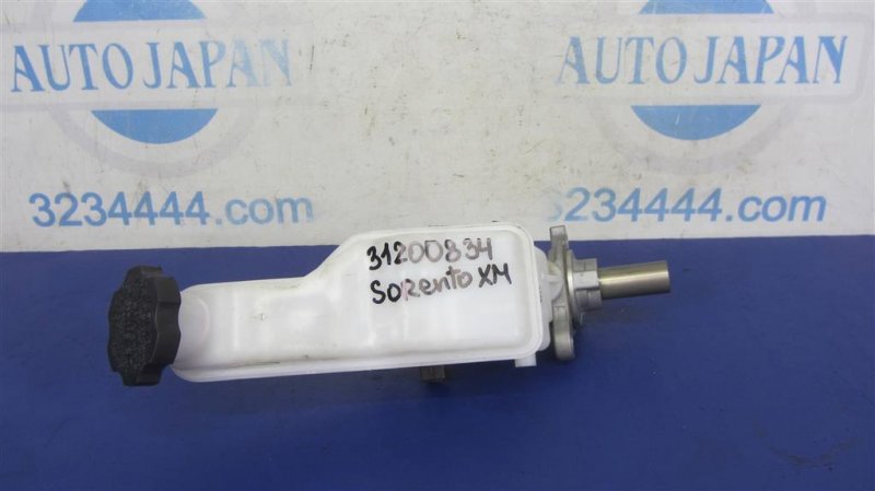 Главный тормозной цилиндр KIA SORENTO XM 09-14 Главный тормозной цилиндр KIA SORENTO XM 09-14
