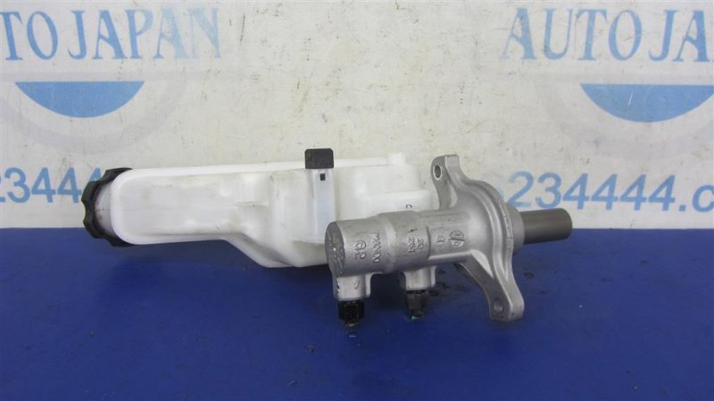 Главный тормозной цилиндр SORENTO XM 09-14 Главный тормозной цилиндр SORENTO XM 09-14