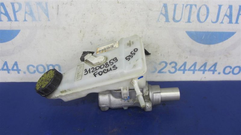Главный тормозной цилиндр FORD FOCUS 10-18 2013 Седан 2.0 EV6Z-2140-A Б/У