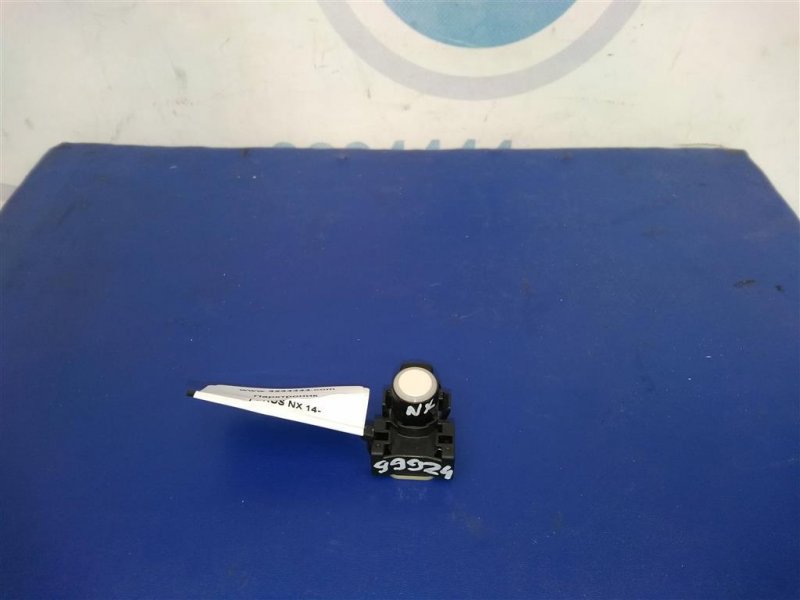 Запчасть датчик парктроника LEXUS NX 14-21 89341-78010 Б/У Датчик парктроника LEXUS NX 14-21 89341-78010 Б/У