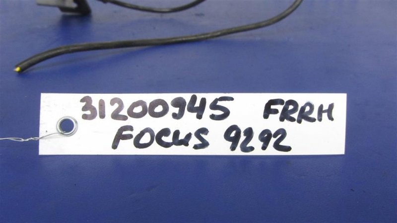 Датчик ABS передний правый FOCUS 10-18 2017 Седан 2.0