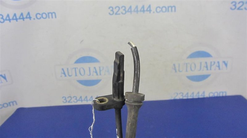 Датчик ABS передний правый INFINITI M35/M45 04-10