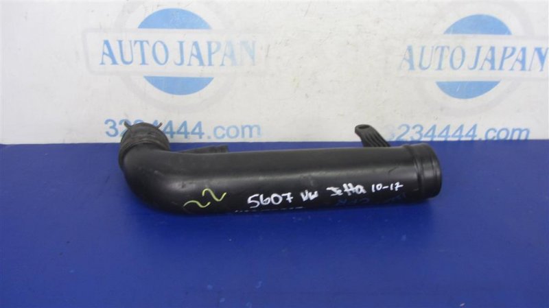 Патрубок воздушного фильтра VOLKSWAGEN JETTA USA 10-17 2014 162 1.8 CPRA 5C0 129 654 Б/У