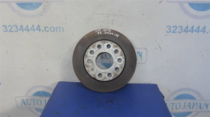Тормозной диск задний VOLKSWAGEN JETTA USA 10-17 2016 162 1.8 CPRA 5C0 615 601 Б/У